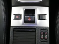 ¿ȿھȥ桼ۡǥ󥰥롼סҤιʼξʤ饤󥿡ͥå⼫äƤޤ 7