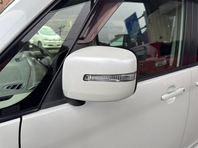 デリカＤ：２ Ｓ　４ＷＤ　ＥＴＣ　ＴＶ　両側電動スライドドア　ＨＩＤ　スマートキー　電動格納ミラー　シートヒーター　ウォークスルー　ＣＶＴ　純正１５インチアルミホイール盗難防止システム　衝突安全ボディ　ＡＢＳ　エアコン（40枚目）