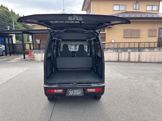 ハイゼットカーゴ 　４ＷＤ　ＡＴ　両側スライドドア　キーレスエントリー　エアコン　パワーウィンドウ（23枚目）