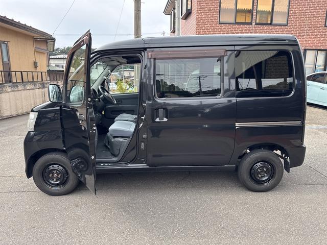ハイゼットカーゴ 　４ＷＤ　ＡＴ　両側スライドドア　キーレスエントリー　エアコン　パワーウィンドウ（29枚目）