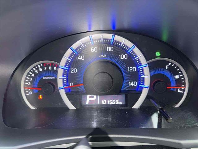 ワゴンＲ ＦＸ　４ＷＤ　ＴＶ　キーレスエントリー　アイドリングストップ　電動格納ミラー　シートヒーター　ベンチシート　ＣＶＴ　盗難防止システム　ＡＢＳ　衝突安全ボディ　エアコン　パワーステアリング　パワーウィンドウ（6枚目）