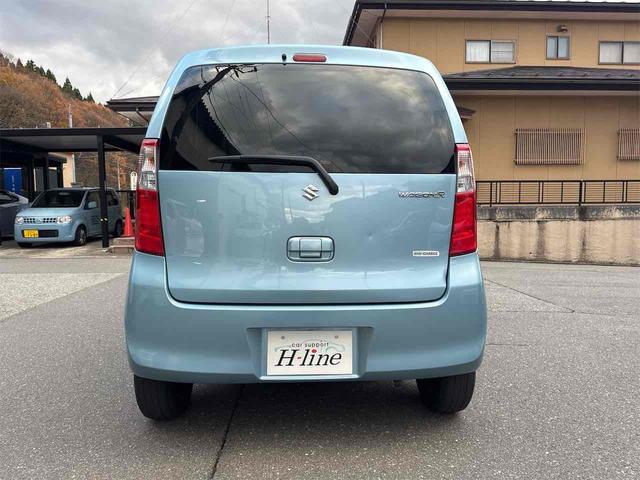 ワゴンＲ ＦＸ　４ＷＤ　ＴＶ　キーレスエントリー　アイドリングストップ　電動格納ミラー　シートヒーター　ベンチシート　ＣＶＴ　盗難防止システム　ＡＢＳ　衝突安全ボディ　エアコン　パワーステアリング　パワーウィンドウ（15枚目）