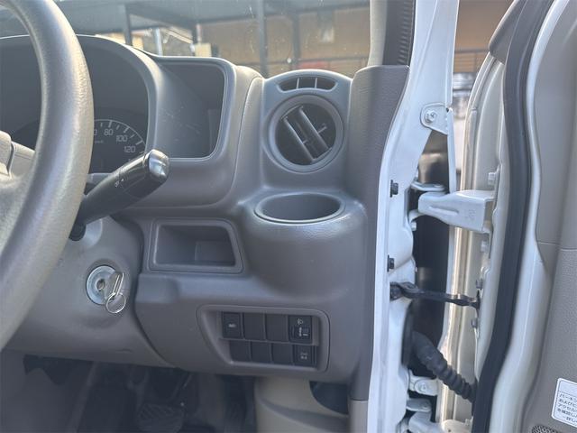 エブリイ ＰＡ　４ＷＤ　ＡＴ　両側スライドドア　ＡＢＳ　エアコン　パワーステアリング（37枚目）