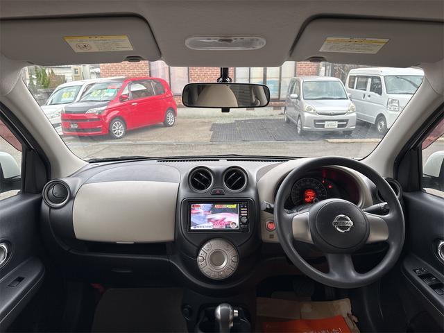 マーチ １２Ｇ　ＦＯＵＲ　プッシュスタート　４ＷＤ　ナビＴＶ　社外アルミホイール　スマートキー　電動格納ミラー　ＣＶＴ　盗難防止システム　衝突安全ボディＡＢＳ　エアコン　パワーステアリング　パワーウィンドウ　エンジンスターター（2枚目）