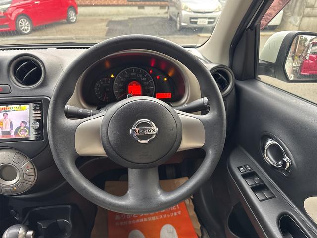 マーチ １２Ｇ　ＦＯＵＲ　プッシュスタート　４ＷＤ　ナビＴＶ　社外アルミホイール　スマートキー　電動格納ミラー　ＣＶＴ　盗難防止システム　衝突安全ボディＡＢＳ　エアコン　パワーステアリング　パワーウィンドウ　エンジンスターター（3枚目）