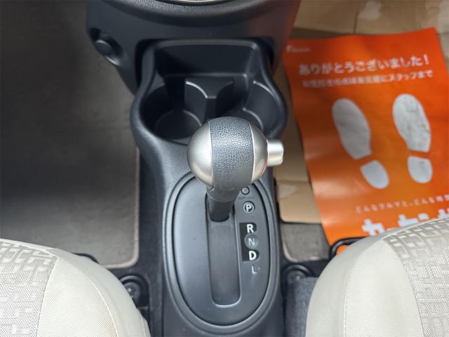 マーチ １２Ｇ　ＦＯＵＲ　プッシュスタート　４ＷＤ　ナビＴＶ　社外アルミホイール　スマートキー　電動格納ミラー　ＣＶＴ　盗難防止システム　衝突安全ボディＡＢＳ　エアコン　パワーステアリング　パワーウィンドウ　エンジンスターター（7枚目）