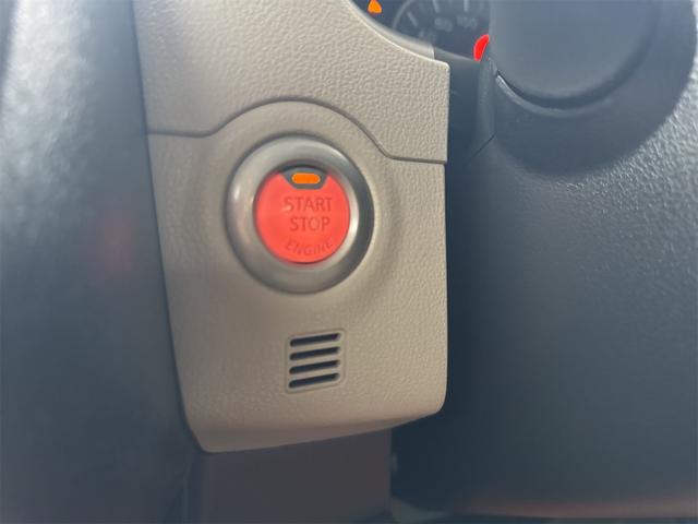 マーチ １２Ｇ　ＦＯＵＲ　プッシュスタート　４ＷＤ　ナビＴＶ　社外アルミホイール　スマートキー　電動格納ミラー　ＣＶＴ　盗難防止システム　衝突安全ボディＡＢＳ　エアコン　パワーステアリング　パワーウィンドウ　エンジンスターター（8枚目）