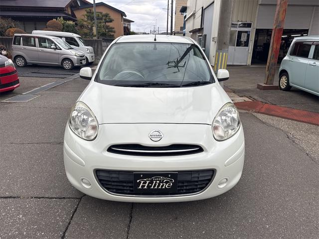 マーチ １２Ｇ　ＦＯＵＲ　プッシュスタート　４ＷＤ　ナビＴＶ　社外アルミホイール　スマートキー　電動格納ミラー　ＣＶＴ　盗難防止システム　衝突安全ボディＡＢＳ　エアコン　パワーステアリング　パワーウィンドウ　エンジンスターター（13枚目）