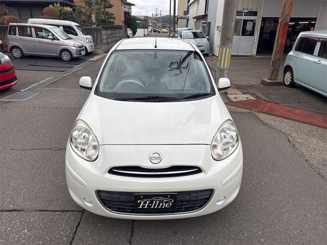 マーチ １２Ｇ　ＦＯＵＲ　プッシュスタート　４ＷＤ　ナビＴＶ　社外アルミホイール　スマートキー　電動格納ミラー　ＣＶＴ　盗難防止システム　衝突安全ボディＡＢＳ　エアコン　パワーステアリング　パワーウィンドウ　エンジンスターター（25枚目）