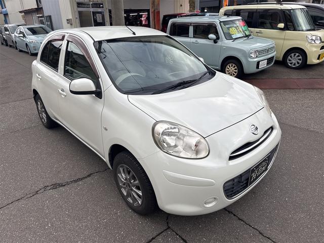 マーチ １２Ｇ　ＦＯＵＲ　プッシュスタート　４ＷＤ　ナビＴＶ　社外アルミホイール　スマートキー　電動格納ミラー　ＣＶＴ　盗難防止システム　衝突安全ボディＡＢＳ　エアコン　パワーステアリング　パワーウィンドウ　エンジンスターター（28枚目）