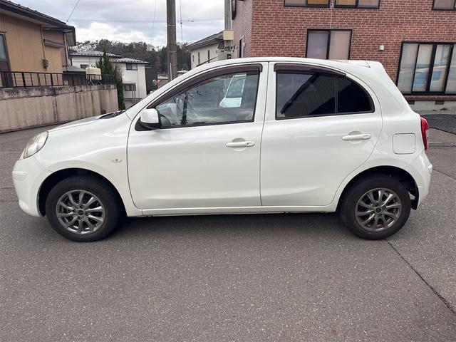 マーチ １２Ｇ　ＦＯＵＲ　プッシュスタート　４ＷＤ　ナビＴＶ　社外アルミホイール　スマートキー　電動格納ミラー　ＣＶＴ　盗難防止システム　衝突安全ボディＡＢＳ　エアコン　パワーステアリング　パワーウィンドウ　エンジンスターター（41枚目）