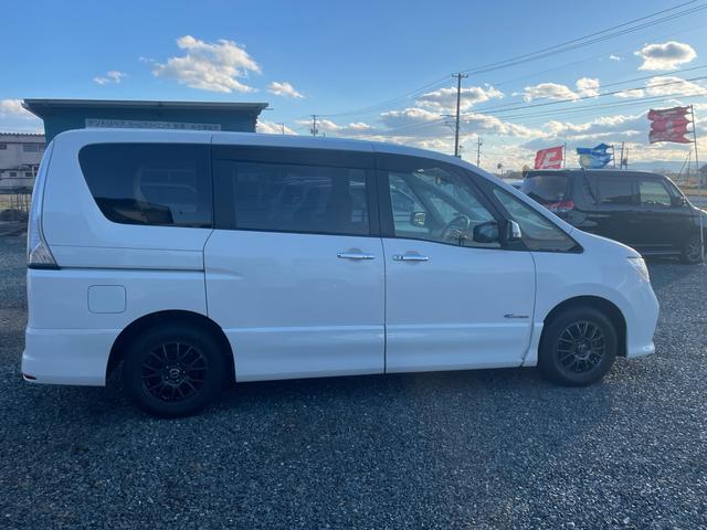 セレナ ハイウェイスター　Ｓ－ハイブリッド（5枚目）