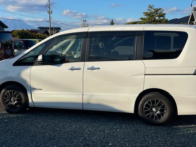 セレナ ハイウェイスター　Ｓ－ハイブリッド（6枚目）