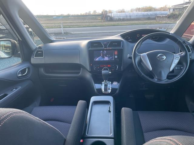 セレナ ハイウェイスター　Ｓ－ハイブリッド（10枚目）