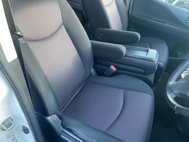 セレナ ハイウェイスター　Ｓ－ハイブリッド（12枚目）