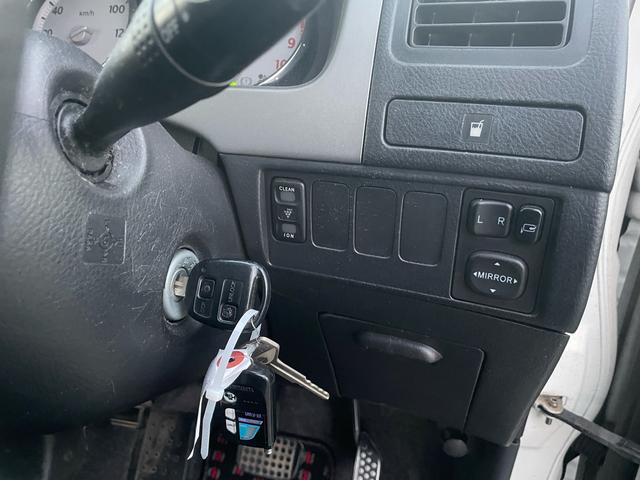 ムーヴ カスタム X 4WD エアコン パワステ 車検整備渡し 24カ月点検記録簿付(19枚目)