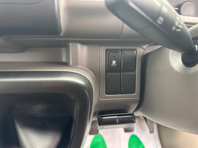 スクラム バスター 切替式4WD 5速マニュアル リアヒーター キーレス 電動格納ミラー(13枚目)