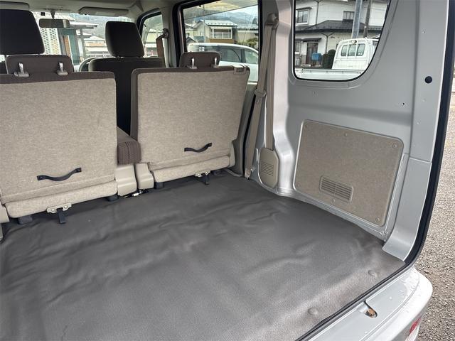 スクラム バスター 切替式4WD 5速マニュアル リアヒーター キーレス 電動格納ミラー(27枚目)