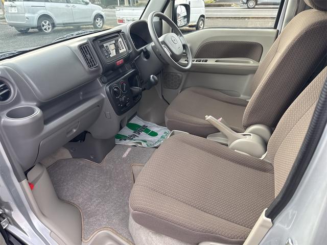 スクラム バスター 切替式4WD 5速マニュアル リアヒーター キーレス 電動格納ミラー(35枚目)