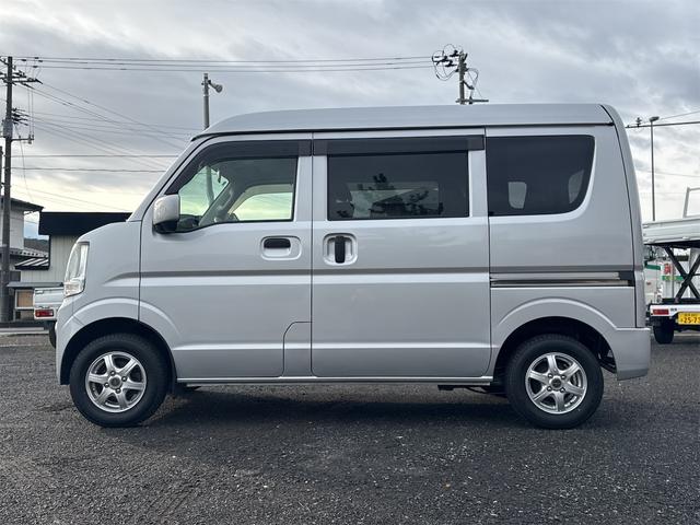 スクラム バスター 切替式4WD 5速マニュアル リアヒーター キーレス 電動格納ミラー(45枚目)