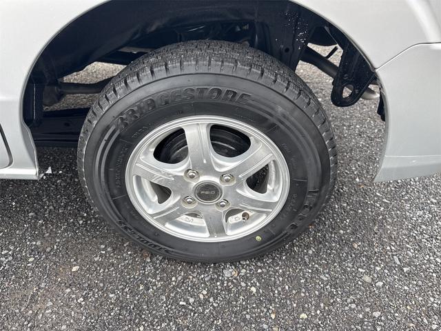 スクラム バスター 切替式4WD 5速マニュアル リアヒーター キーレス 電動格納ミラー(53枚目)