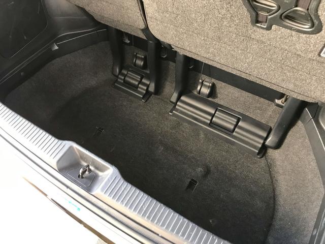 エスティマハイブリッド アエラス　スマート　禁煙　４ＷＤ　レーダーブレーキ　ナビ　フリップダウンＭ　パワスラ　シートヒーター　ＬＤＡ　Ａハイビーム　モデリスタダウンサス　ＷＡＬＤ　ＡＥＲＯ　ＫＩＴ　ＷＯＲＫアルミ　７人乗　ＥＴＣ　新品タイヤ（33枚目）