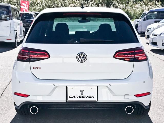 ゴルフＧＴＩ ベースグレード　禁煙　６速ＭＴ　デジタルメーター　ＤＣＣ　レーダーブレーキ　レーンアシスト　バックカメラ　１８インチＡＷ　ＥＴＣ２．０　１年保証付き（7枚目）