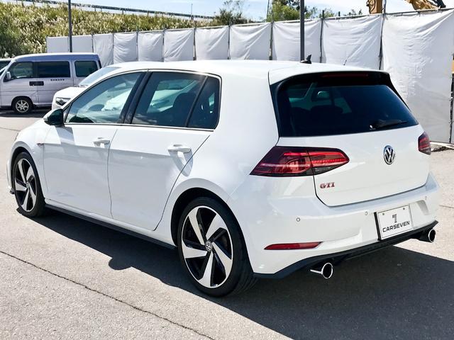 ゴルフＧＴＩ ベースグレード　禁煙　６速ＭＴ　デジタルメーター　ＤＣＣ　レーダーブレーキ　レーンアシスト　バックカメラ　１８インチＡＷ　ＥＴＣ２．０　１年保証付き（8枚目）