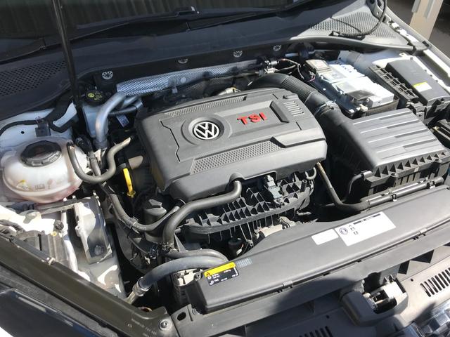 ゴルフＧＴＩ ベースグレード　禁煙　６速ＭＴ　デジタルメーター　ＤＣＣ　レーダーブレーキ　レーンアシスト　バックカメラ　１８インチＡＷ　ＥＴＣ２．０　１年保証付き（36枚目）
