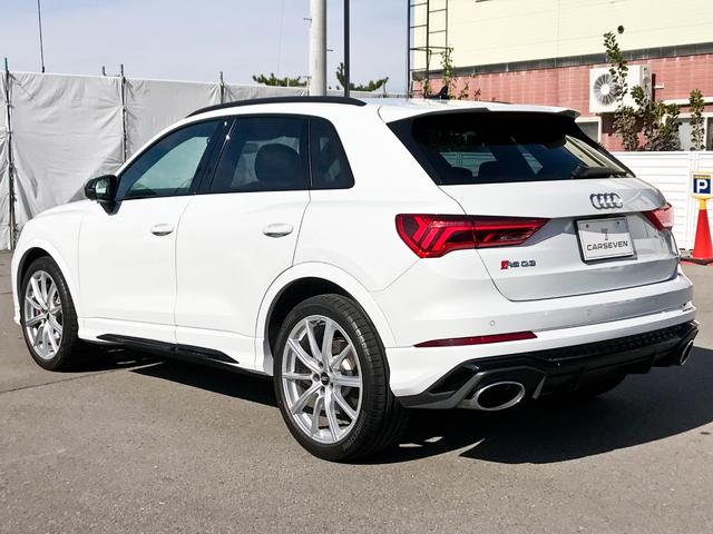 AUDI RS Q3 BASE GRADE