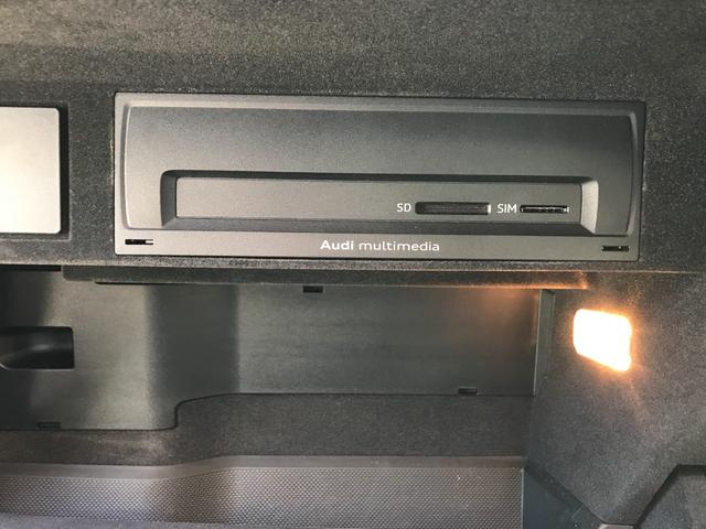 AUDI RS Q3 BASE GRADE