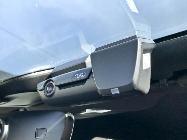 AUDI RS Q3 BASE GRADE