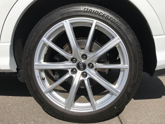 AUDI RS Q3 BASE GRADE