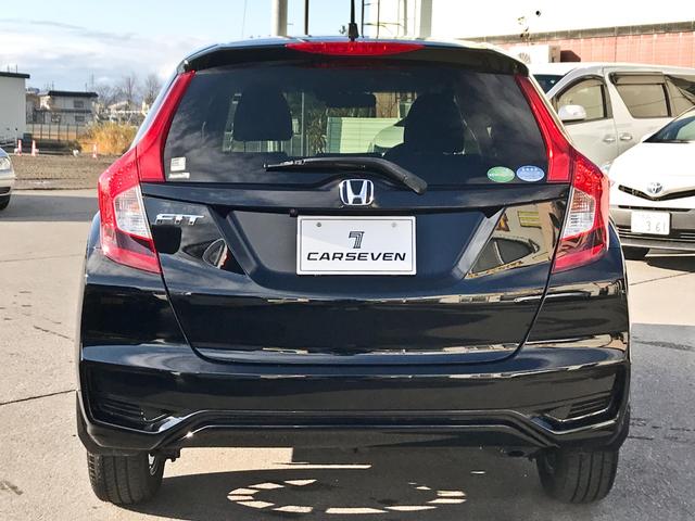 フィット １３Ｇ・Ｆコンフォートエディション　禁煙　純正フルセグナビ　バックカメラ　ドライブレコーダー　ＬＥＤヘッドランプ　シートヒーター　ＥＴＣ（7枚目）