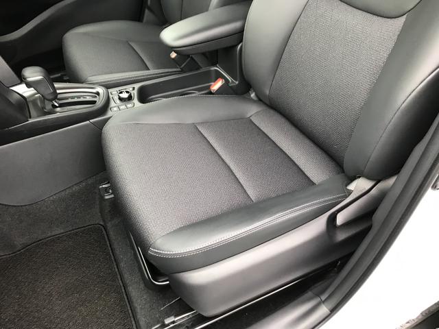 ヤリスクロス ハイブリッドＺ　禁煙　ワンオーナー　寒冷地仕様　衝突被害軽減ブレーキ　純正ディスプレイオーディオ＋ナビテレビ　パノラミックビューモニター　ＬＥＤヘッドランプ　パワーバックドア　１５００Ｗコンセント　モデリスタエアロ（18枚目）