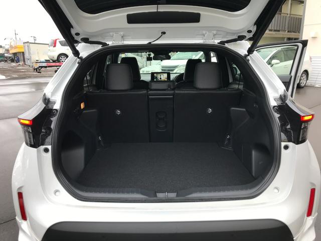 ヤリスクロス ハイブリッドＺ　禁煙　ワンオーナー　寒冷地仕様　衝突被害軽減ブレーキ　純正ディスプレイオーディオ＋ナビテレビ　パノラミックビューモニター　ＬＥＤヘッドランプ　パワーバックドア　１５００Ｗコンセント　モデリスタエアロ（21枚目）