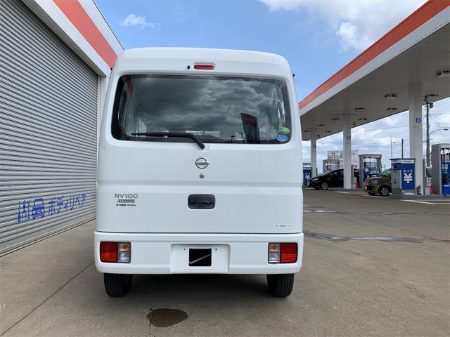 日産 ＮＶ１００クリッパーバン