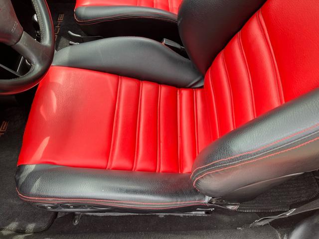 ９１１ ９１１ターボルック　フルレストア　フロントバンパーオリジナル　リアバンパー後期９３０交換　エンジンオリジナルオーバーホール済　エアコン　空冷　トップ交換済（36枚目）