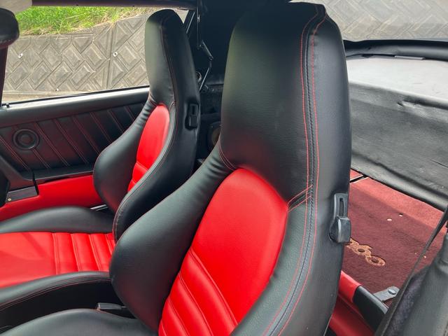 ９１１ ９１１ターボルック　フルレストア　フロントバンパーオリジナル　リアバンパー後期９３０交換　エンジンオリジナルオーバーホール済　エアコン　空冷　トップ交換済（37枚目）