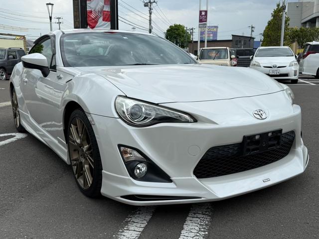 ８６ Ｇ　モデリスタエアロ・モデリスタアルミ１８インチ・パドルシフト・記録簿・ナビ・ＴＶ・Ｂｌｕｅｔｏｏｔｈ・キーレス・オートライト・ＨＩＤ・衝突安全ボディ・横滑り防止（34枚目）