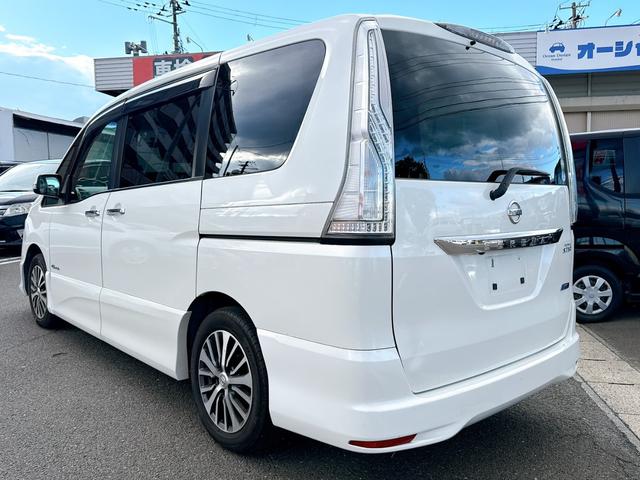 セレナ ハイウェイスター S-ハイブリッド 両側パワースライドドア・ナビ・地デジ・Bluetooth・ETC・クルコン・バックカメラ・オートライト・スマートキー・プッシュスタート(4枚目)