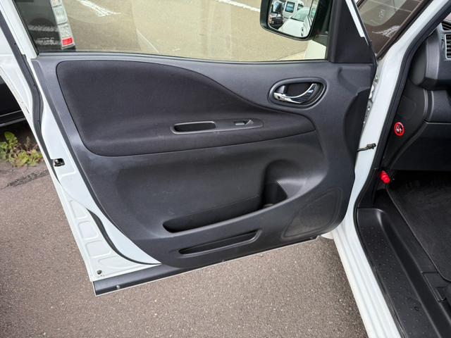 セレナ ハイウェイスター S-ハイブリッド 両側パワースライドドア・ナビ・地デジ・Bluetooth・ETC・クルコン・バックカメラ・オートライト・スマートキー・プッシュスタート(21枚目)