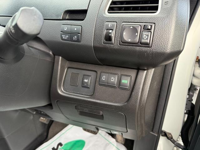 セレナ ハイウェイスター S-ハイブリッド 両側パワースライドドア・ナビ・地デジ・Bluetooth・ETC・クルコン・バックカメラ・オートライト・スマートキー・プッシュスタート(33枚目)