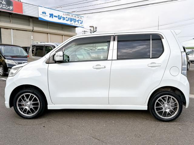 ワゴンＲスティングレー Ｔ　ターボ・ナビ・地デジ・Ｂｌｕｅｔｏｏｔｈ・ＵＳＢ・ＥＴＣ・ＨＩＤ・フォグ・オートライト・スマートキー・プッシュスタート・煙草臭無（3枚目）