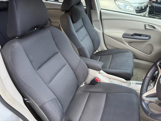 インサイト L ナビ・TV・キーレス・ドラレコ・バックカメラ・オートライト・ETC(12枚目)