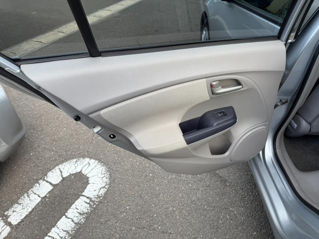 インサイト L ナビ・TV・キーレス・ドラレコ・バックカメラ・オートライト・ETC(22枚目)