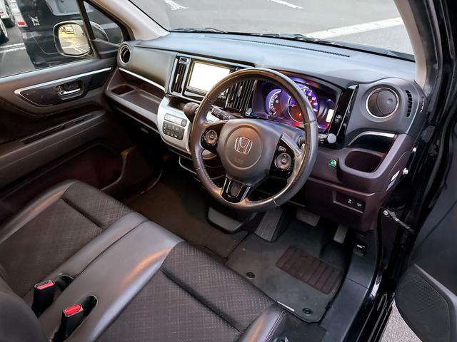 Ｎ－ＷＧＮカスタム Ｇ・ターボパッケージ　ターボ・純正ナビ・Ｂｌｕｅｔｏｏｔｈ・バックカメラ・クルコン・ＥＴＣ・ＨＩＤ・フォグ・オートライト・スマートキー・プッシュスタート・煙草臭無（10枚目）