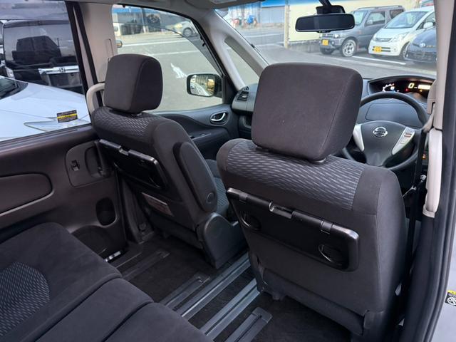 セレナ ２０Ｘ　Ｓ－ハイブリッドアドバンスドセーフティパック　純正ナビ・地デジ・Ｂｌｕｅｔｏｏｔｈ・アラウンドビューカメラ・クルーズコントロール・衝突防止装置・スマートキー・プッシュスタート・オートライト・片側パワースライド・煙草臭無（15枚目）