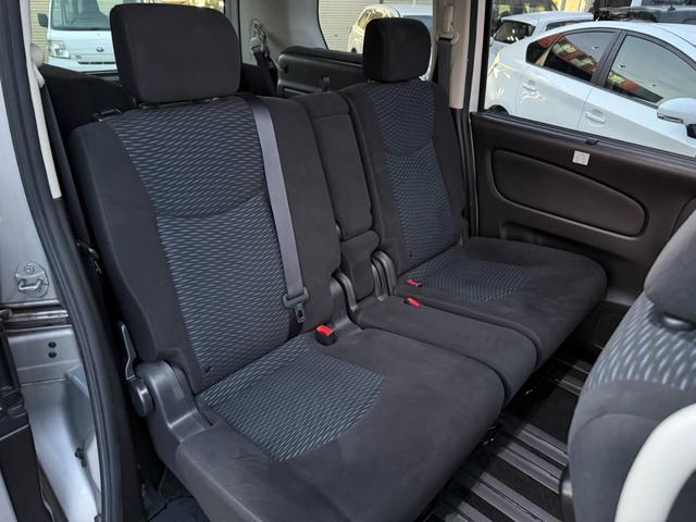 セレナ ２０Ｘ　Ｓ－ハイブリッドアドバンスドセーフティパック　純正ナビ・地デジ・Ｂｌｕｅｔｏｏｔｈ・アラウンドビューカメラ・クルーズコントロール・衝突防止装置・スマートキー・プッシュスタート・オートライト・片側パワースライド・煙草臭無（16枚目）