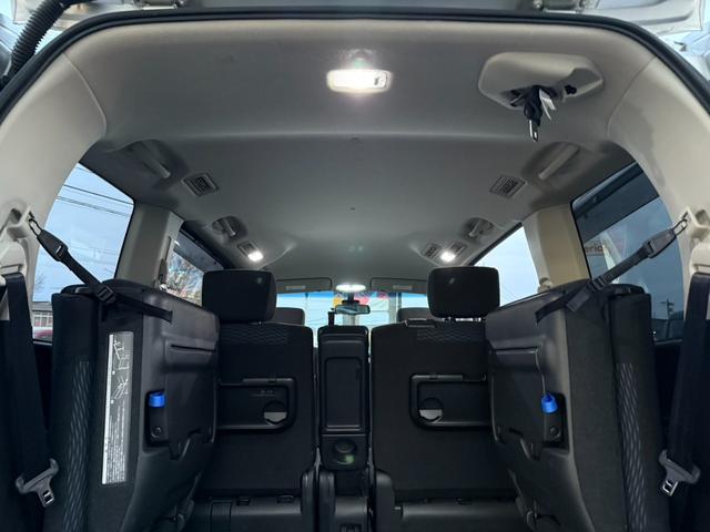 セレナ ２０Ｘ　Ｓ－ハイブリッドアドバンスドセーフティパック　純正ナビ・地デジ・Ｂｌｕｅｔｏｏｔｈ・アラウンドビューカメラ・クルーズコントロール・衝突防止装置・スマートキー・プッシュスタート・オートライト・片側パワースライド・煙草臭無（19枚目）